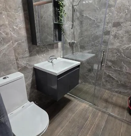 Modern Swieqi Sleeps 6 10 Mins To Stjulians * Is-Swieqi