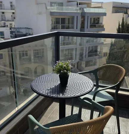 Modern Swieqi Sleeps 6 10 Mins To Stjulians Appartamento Is-Swieqi
