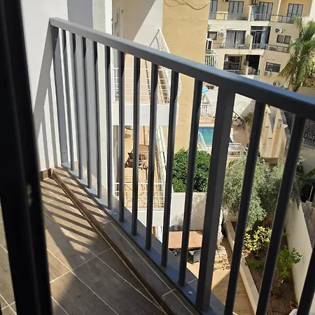 Modern Swieqi Sleeps 6 10 Mins To Stjulians Is-Swieqi